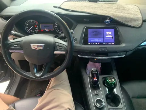 2021 Cadillac XT4 2.0T 237HP L4 9AT,autocango,china used car exporter,china ev exporter,chinese used car exporter,chinese used ev exporter