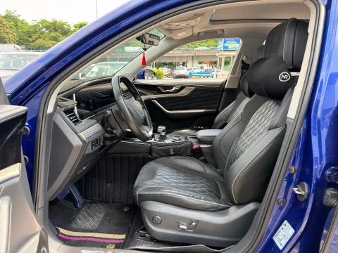 2019 HongQi HS5 2.0T 224HP L4 6AT