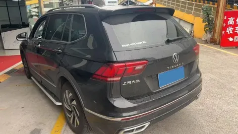 2024 Volkswagen Tiguan L 2.0T 186HP L4 7DCT,autocango,china used car exporter,china ev exporter,chinese used car exporter,chinese used ev exporter