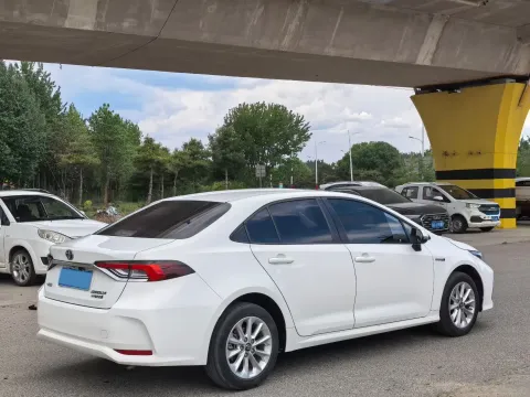 2021 Toyota Corolla 1.8L 98HP L4 E-CVT Hybrid