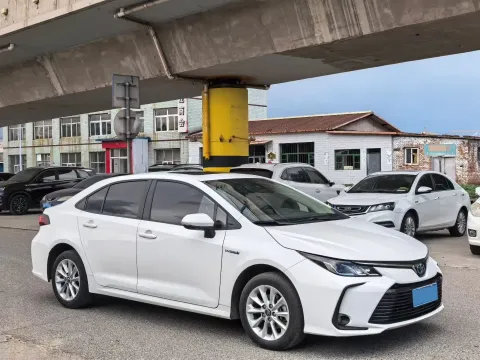 2021 Toyota Corolla 1.8L 98HP L4 E-CVT Hybrid