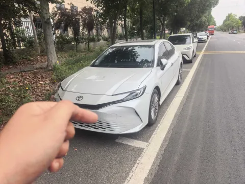 2024 TOYOTA CAMRY,autocango,china used car exporter,china ev exporter,chinese used car exporter,chinese used ev exporter