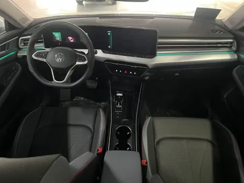 2025 Volkswagen Lamando 1.4T 150HP L4 7DCT