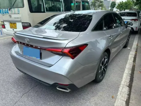 2023 Toyota Avalon 2.5L 207HP L4 8AT