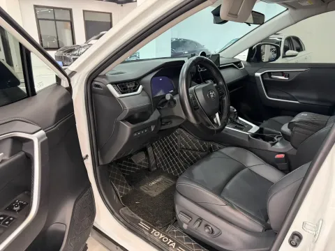 2023 Toyota Wildlander 2.0L 171HP L4 CVT,autocango,china used car exporter,china ev exporter,chinese used car exporter,chinese used ev exporter