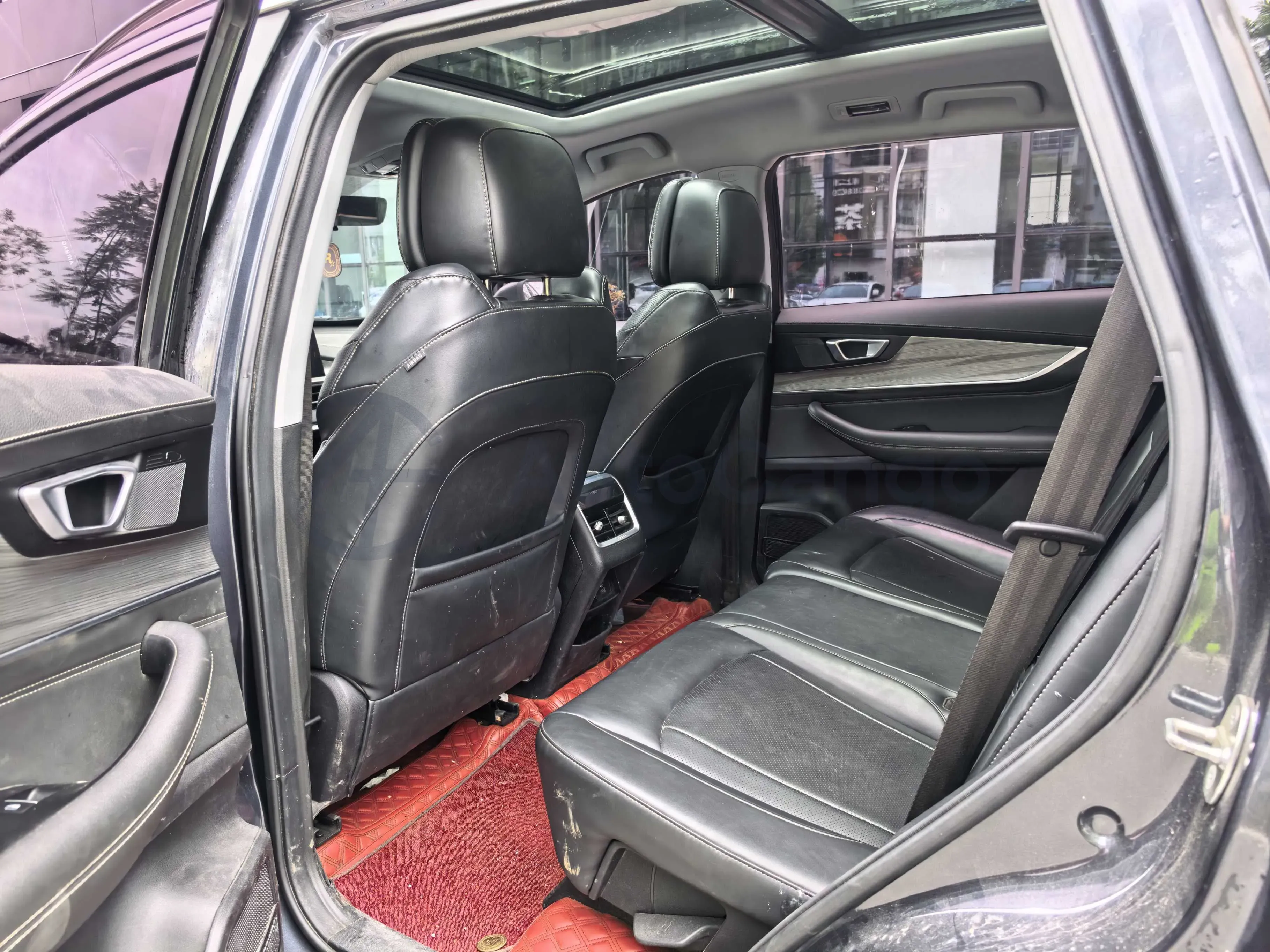 2022 Chery Tiggo 8 Plus 1.6T 197HP L4 7DCT,autocango,china used car exporter,china ev exporter,chinese used car exporter,chinese used ev exporter