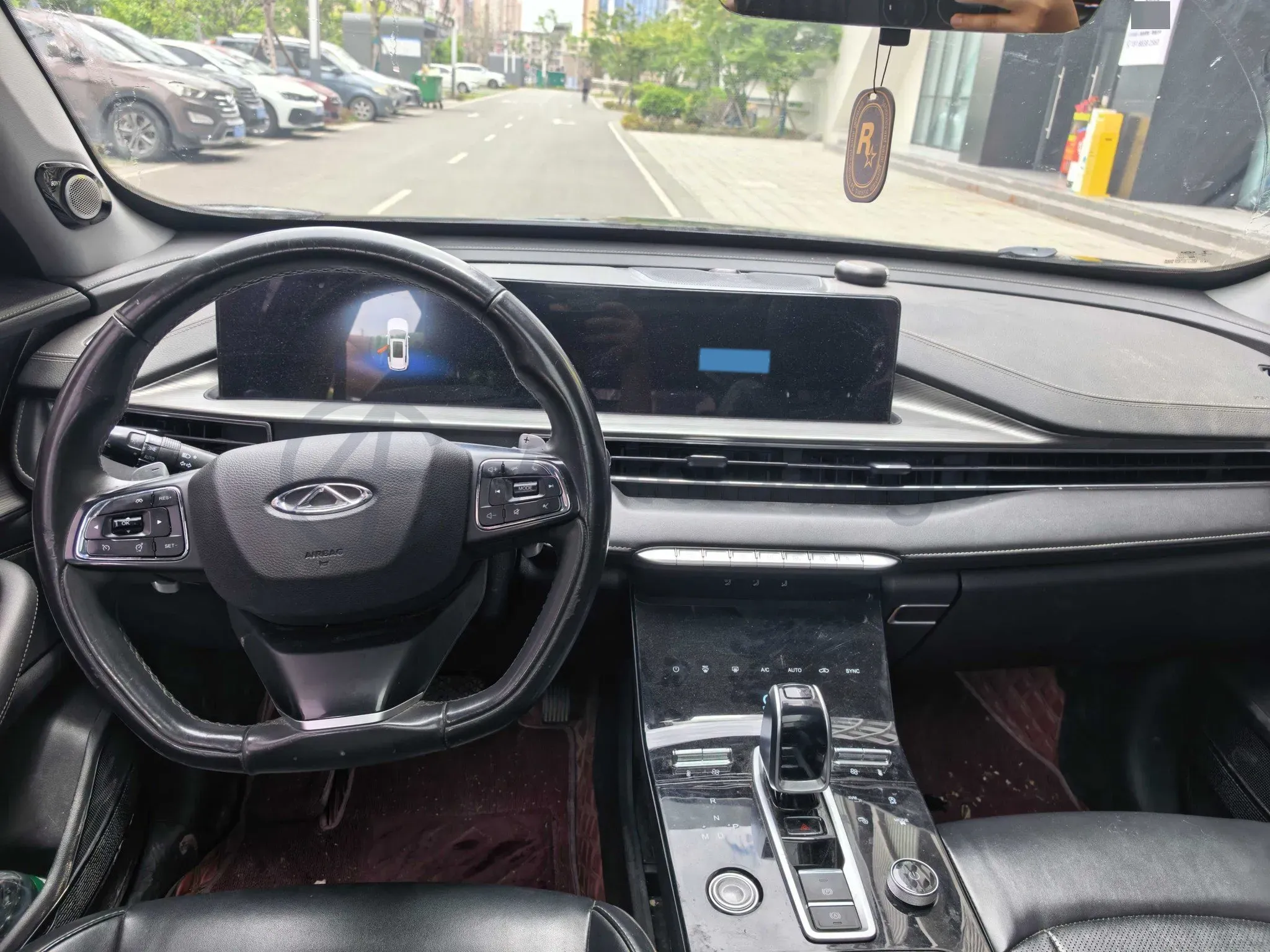 2022 Chery Tiggo 8 Plus 1.6T 197HP L4 7DCT,autocango,china used car exporter,china ev exporter,chinese used car exporter,chinese used ev exporter