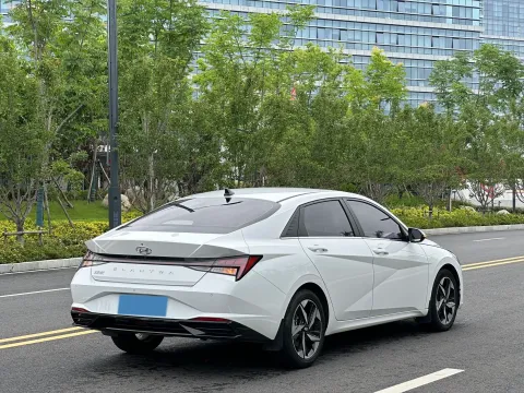 2022 Hyundai Elantra 1.5L 115HP L4 CVT,autocango,china used car exporter,china ev exporter,chinese used car exporter,chinese used ev exporter