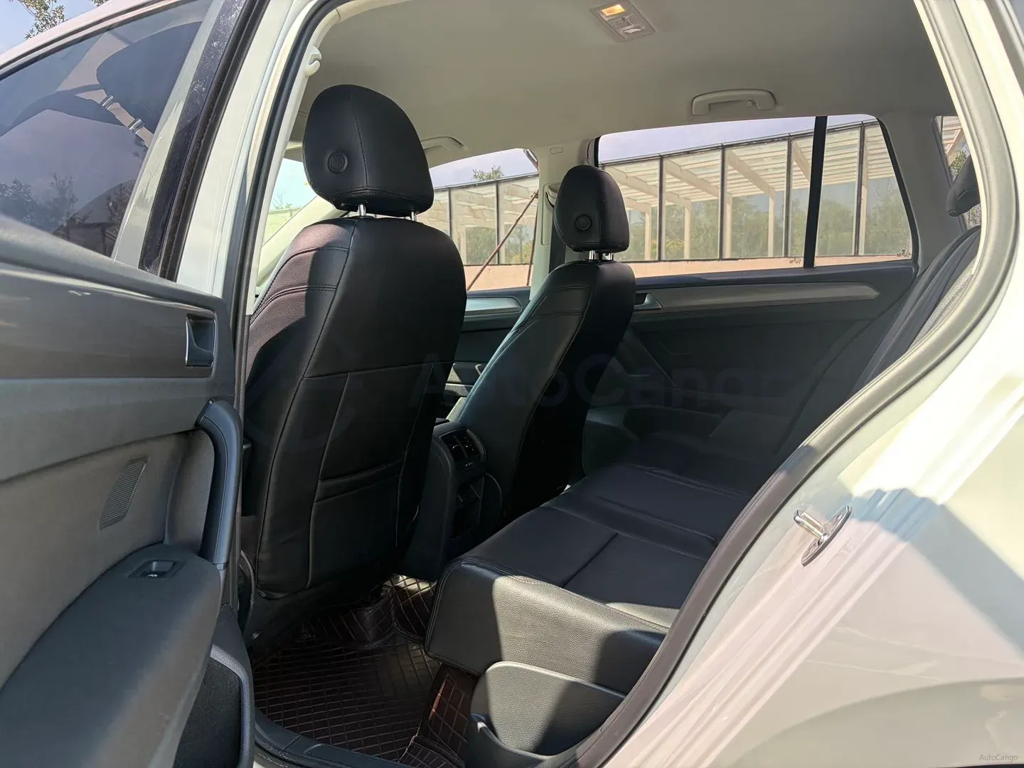 2016 Volkswagen Golf Sportsvan 1.6L 110HP L4 6AT,autocango,china used car exporter,china ev exporter,chinese used car exporter,chinese used ev exporter