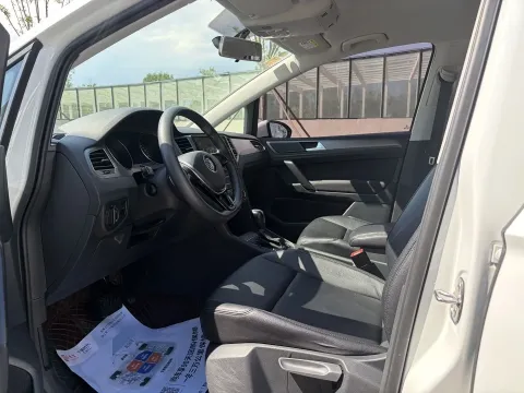 2016 Volkswagen Golf Sportsvan 1.6L 110HP L4 6AT,autocango,china used car exporter,china ev exporter,chinese used car exporter,chinese used ev exporter