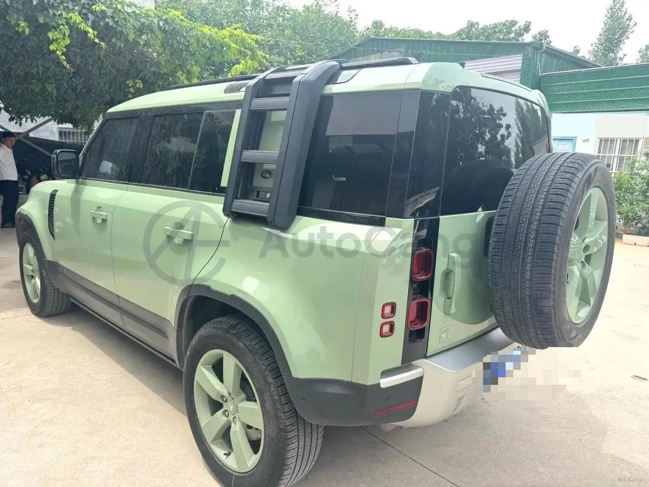 2023 Land Rover Defender 3.0T 400HP L6 8AT,autocango,china used car exporter,china ev exporter,chinese used car exporter,chinese used ev exporter