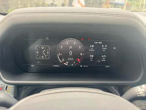 2023 Land Rover Defender 3.0T 400HP L6 8AT