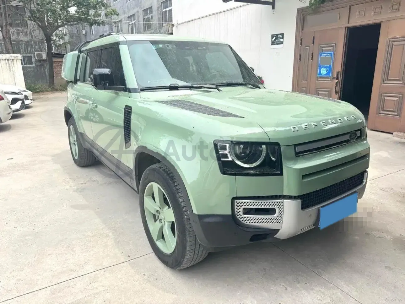 2023 Land Rover Defender 3.0T 400HP L6 8AT,autocango,china used car exporter,china ev exporter,chinese used car exporter,chinese used ev exporter