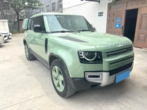 2023 Land Rover Defender 3.0T 400HP L6 8AT