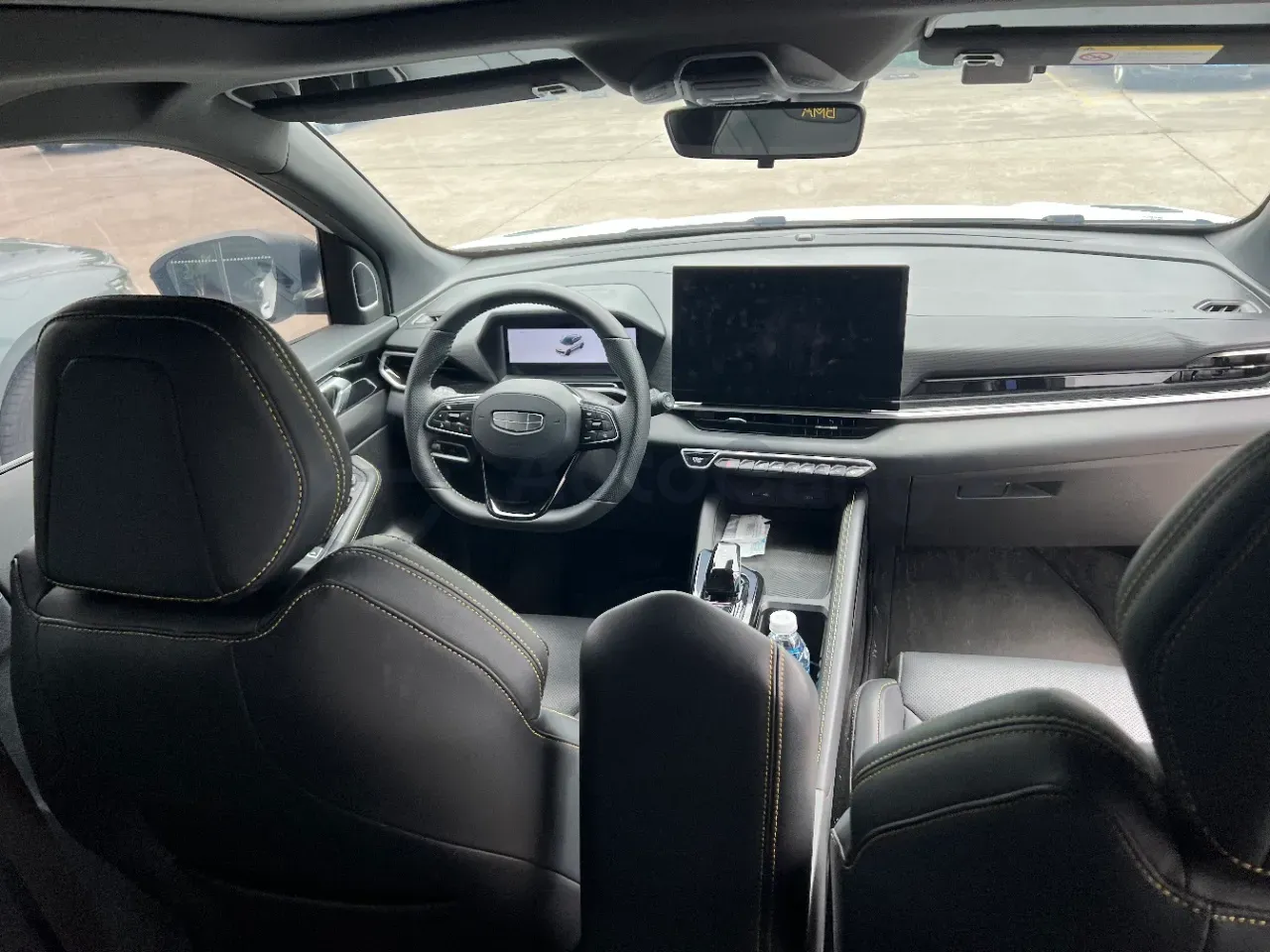 2020 Geely Coolray 1.4T 141HP L4 6MT,autocango,china used car exporter,china ev exporter,chinese used car exporter,chinese used ev exporter