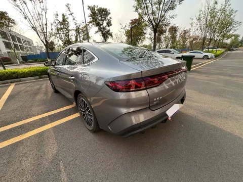 2024 BYD QinL 1.5L 101HP L4 E-CVT PHEV 15.87KWH