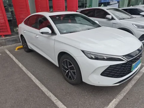 2024 BYD QinL 1.5L 101HP L4 E-CVT PHEV 15.87KWH