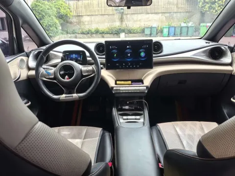 2024 BYD Dolphin BEV 44.928KWH