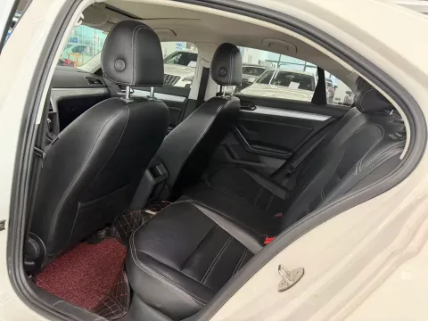 2019 Volkswagen T-Cross 1.4T 150HP L4 7DCT,autocango,china used car exporter,china ev exporter,chinese used car exporter,chinese used ev exporter