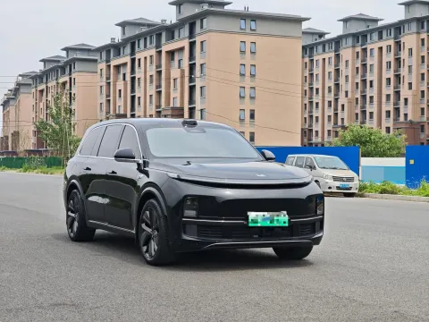 2024 Li L9 Range Extended 154HP REEV 52.3KWH,autocango,china used car exporter,china ev exporter,chinese used car exporter,chinese used ev exporter