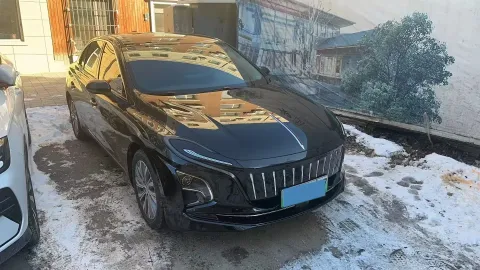 2023 HongQi E-QM5 BEV 82KWH,autocango,china used car exporter,china ev exporter,chinese used car exporter,chinese used ev exporter