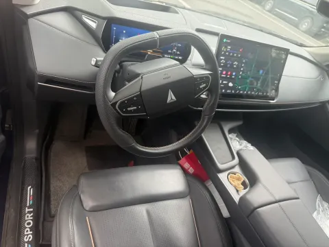 2022 DongFeng Forthing LingZhi EV BEV 68.4KWH