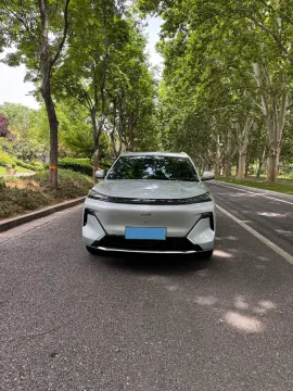 2025 BYD Sea Lion 05 DM-i 1.5L 101HP L4 E-CVT PHEV 18.3KWH