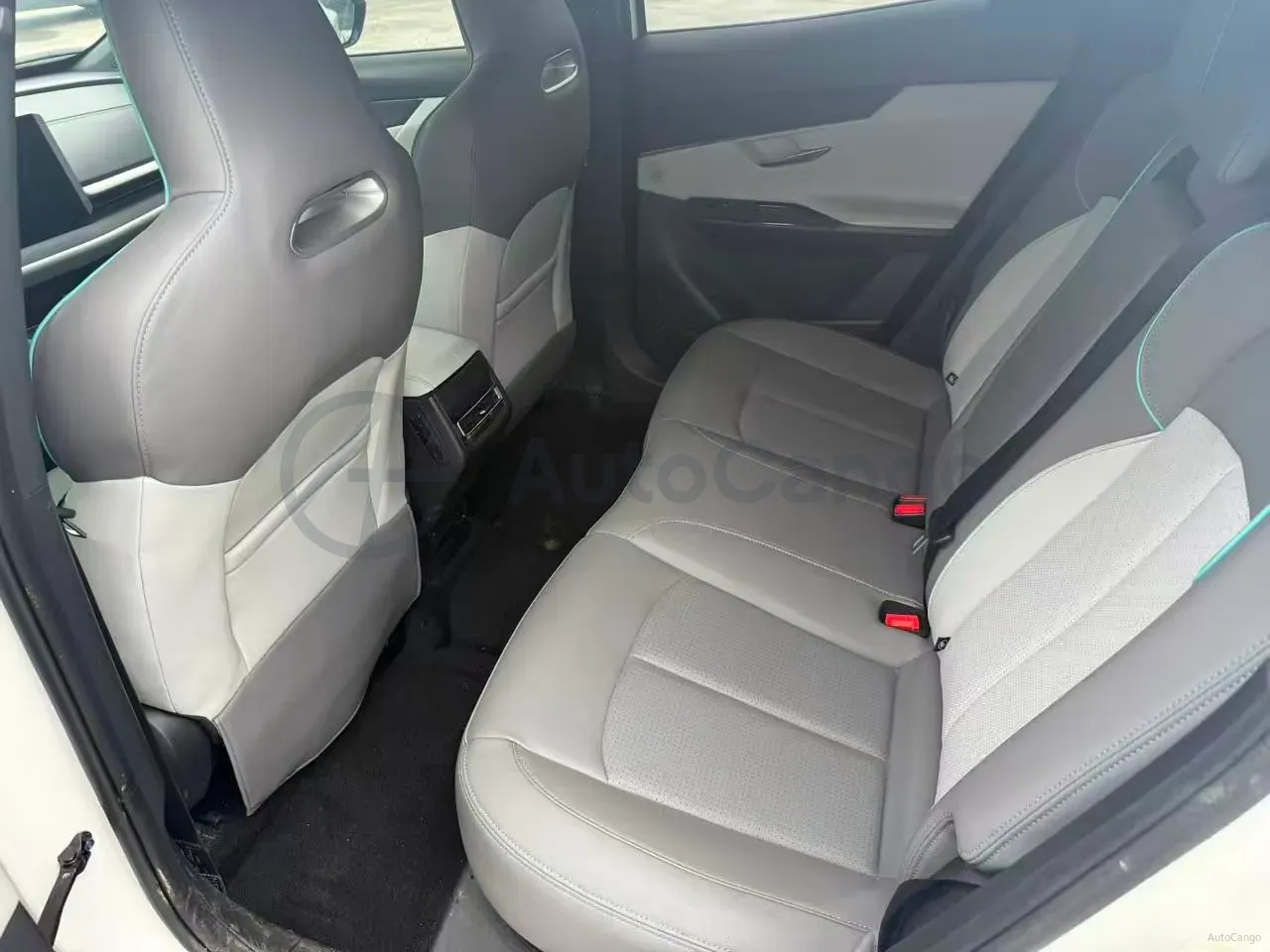 2023 ChangAn UNI-T 1.5T 188HP L4 7DCT,autocango,china used car exporter,china ev exporter,chinese used car exporter,chinese used ev exporter