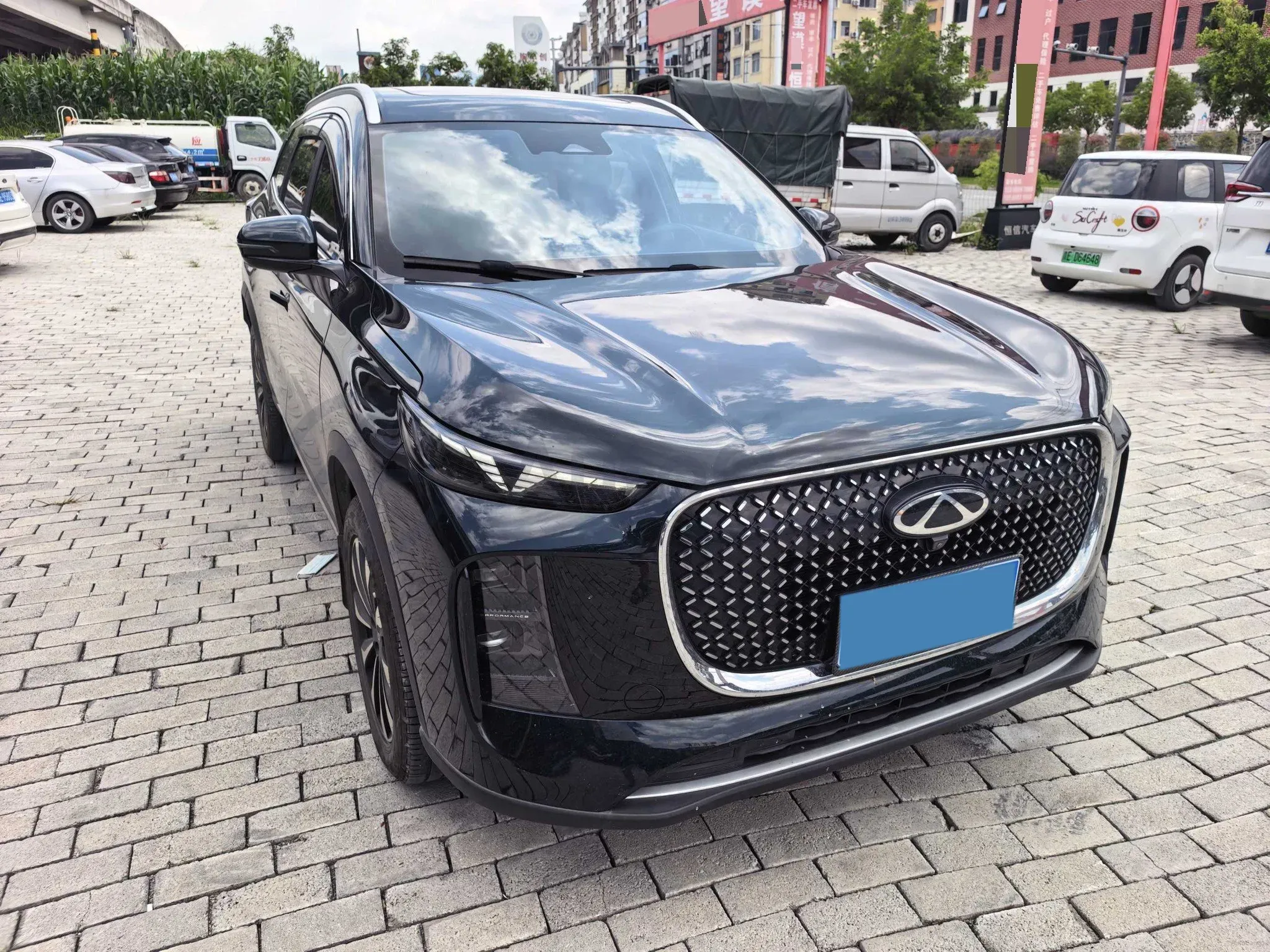 2025 Chery Tiggo 8 Plus 1.6T 197HP L4 7DCT,autocango,china used car exporter,china ev exporter,chinese used car exporter,chinese used ev exporter