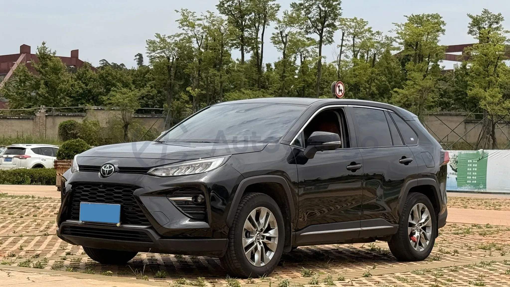 2022 Toyota Wildlander 2.0L 171HP L4 CVT,autocango,china used car exporter,china ev exporter,chinese used car exporter,chinese used ev exporter