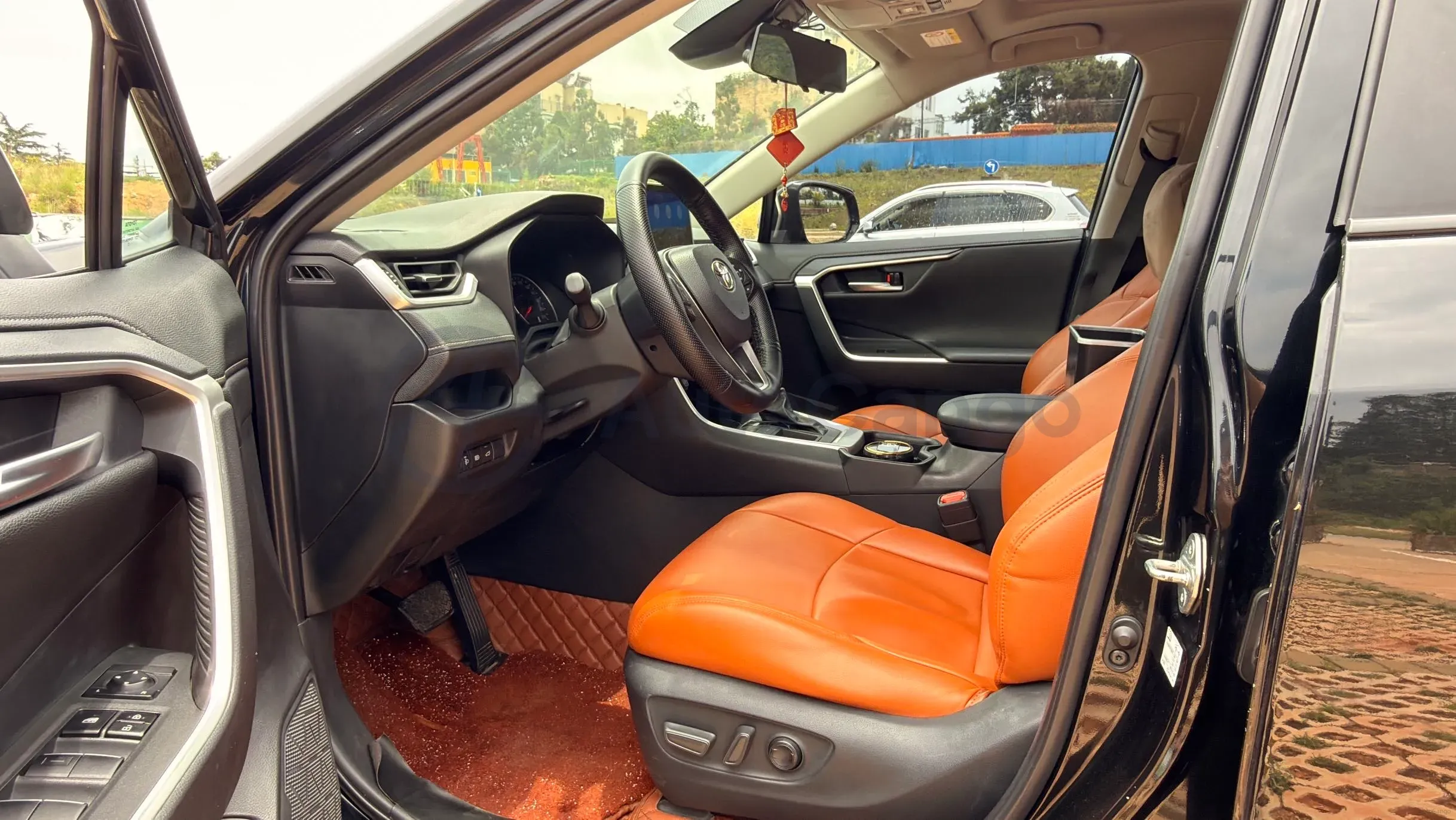 2022 Toyota Wildlander 2.0L 171HP L4 CVT,autocango,china used car exporter,china ev exporter,chinese used car exporter,chinese used ev exporter