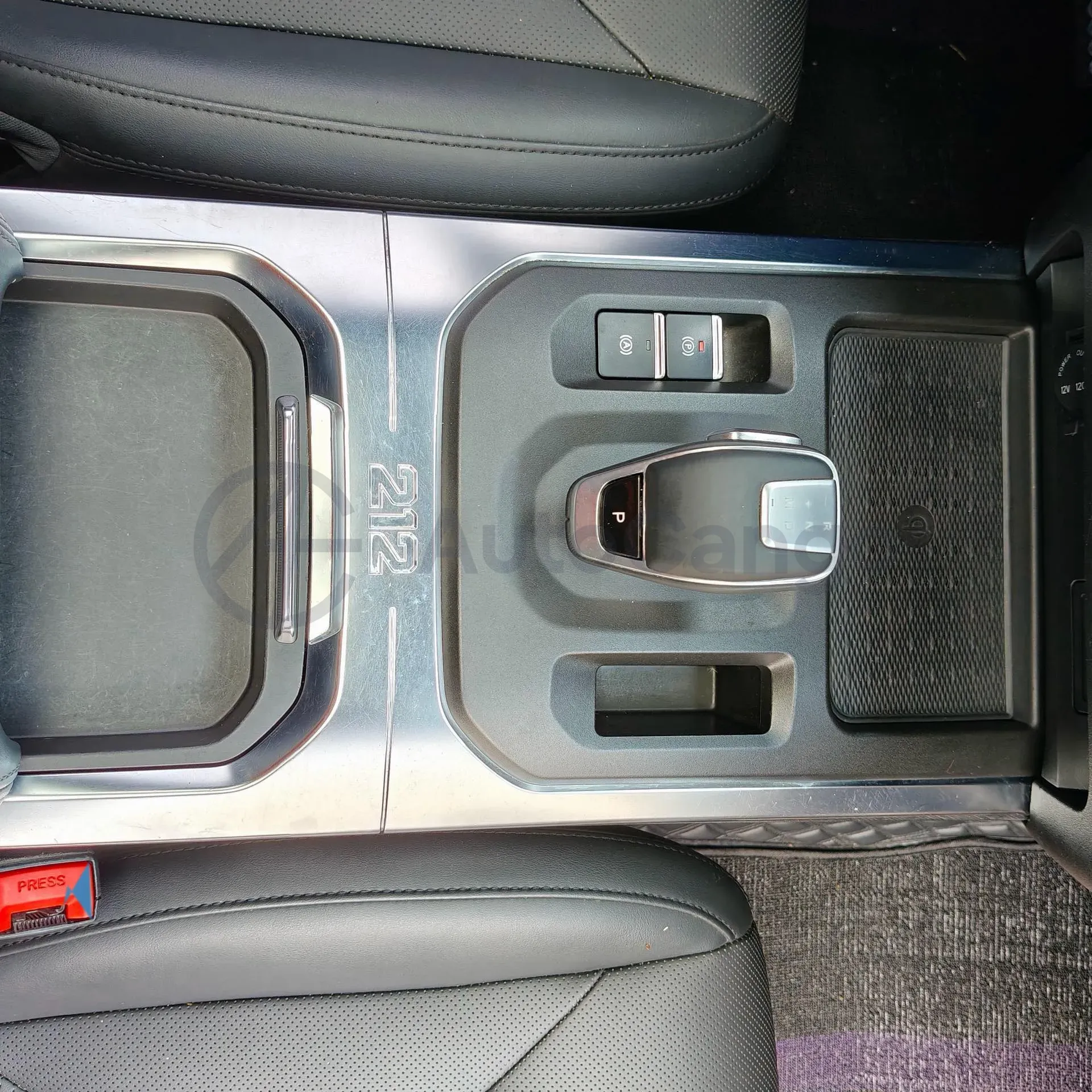 2024 212 212 T01 2.0T 252HP L4 8AT,autocango,china used car exporter,china ev exporter,chinese used car exporter,chinese used ev exporter