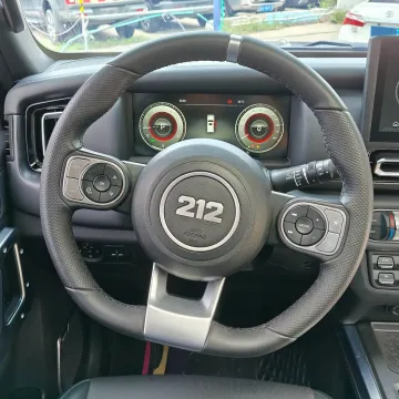 2024 212 212 T01 2.0T 252HP L4 8AT