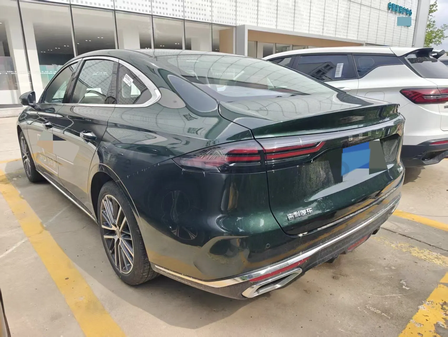 2026 Geely Emgrand 1.5T 181HP L4 7DCT,autocango,china used car exporter,china ev exporter,chinese used car exporter,chinese used ev exporter