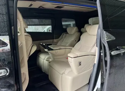 2024 Toyota Alphard 2.5L 190HP L4 E-CVT Hybrid,autocango,china used car exporter,china ev exporter,chinese used car exporter,chinese used ev exporter