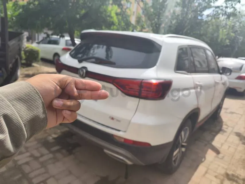 2022 ChangAn CS75 1.5T 180HP L4 7DCT,autocango,china used car exporter,china ev exporter,chinese used car exporter,chinese used ev exporter