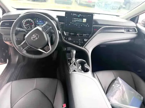 2021 Toyota Camry 2.0L 178HP L4 CVT
