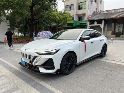 2023 CHANGAN UNI-V,autocango,china used car exporter,china ev exporter,chinese used car exporter,chinese used ev exporter