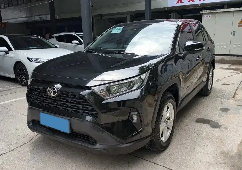 2024 Toyota RAV4 2.0L 171HP L4 CVT,autocango,china used car exporter,china ev exporter,chinese used car exporter,chinese used ev exporter