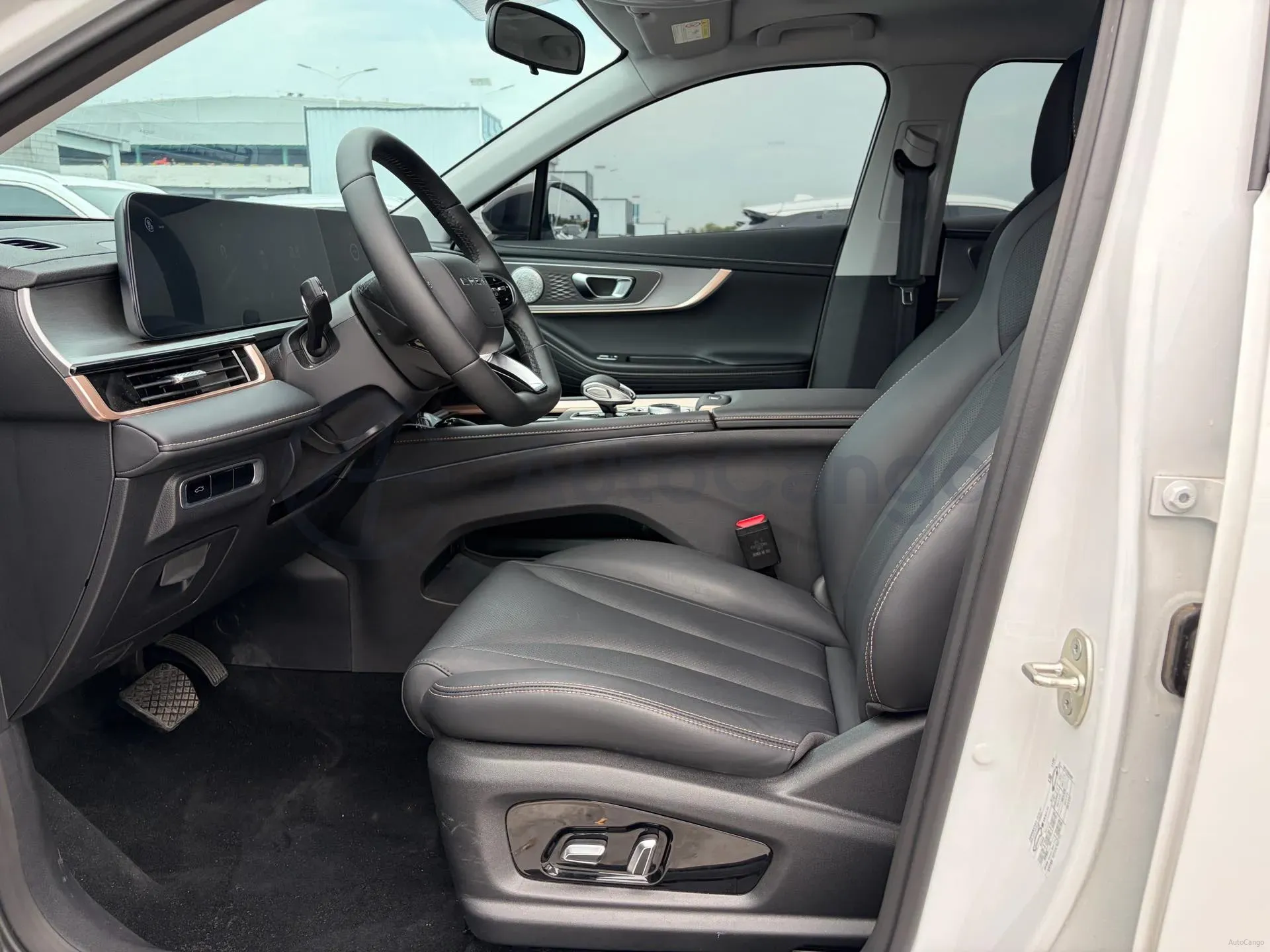 2025 Chery Tiggo 5x 1.5T 156HP L4 CVT,autocango,china used car exporter,china ev exporter,chinese used car exporter,chinese used ev exporter