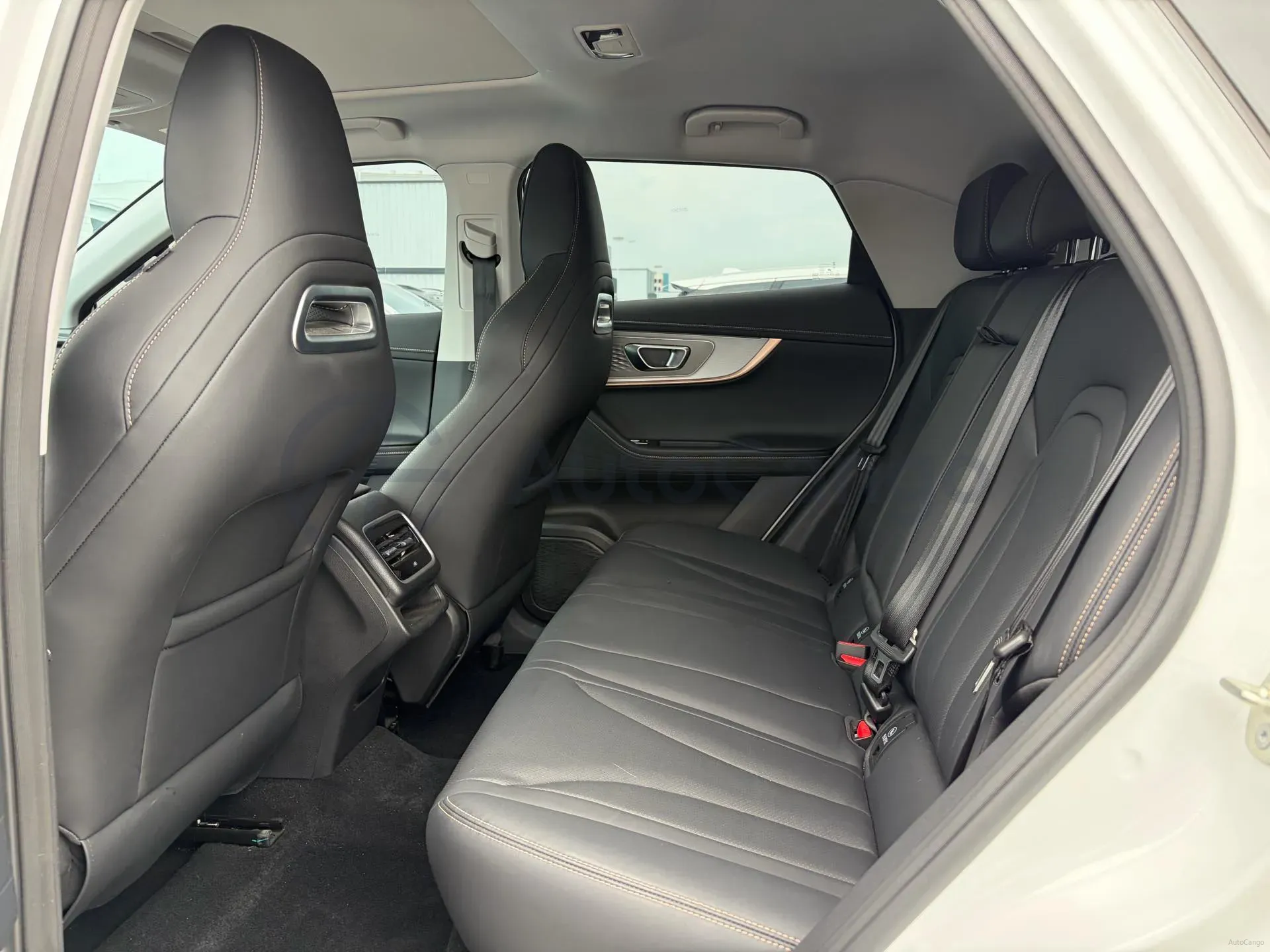 2025 Chery Tiggo 5x 1.5T 156HP L4 CVT,autocango,china used car exporter,china ev exporter,chinese used car exporter,chinese used ev exporter