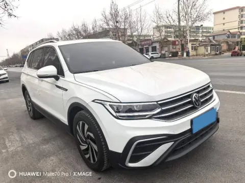 2023 Volkswagen Tiguan L 1.5T 160HP L4 7DCT