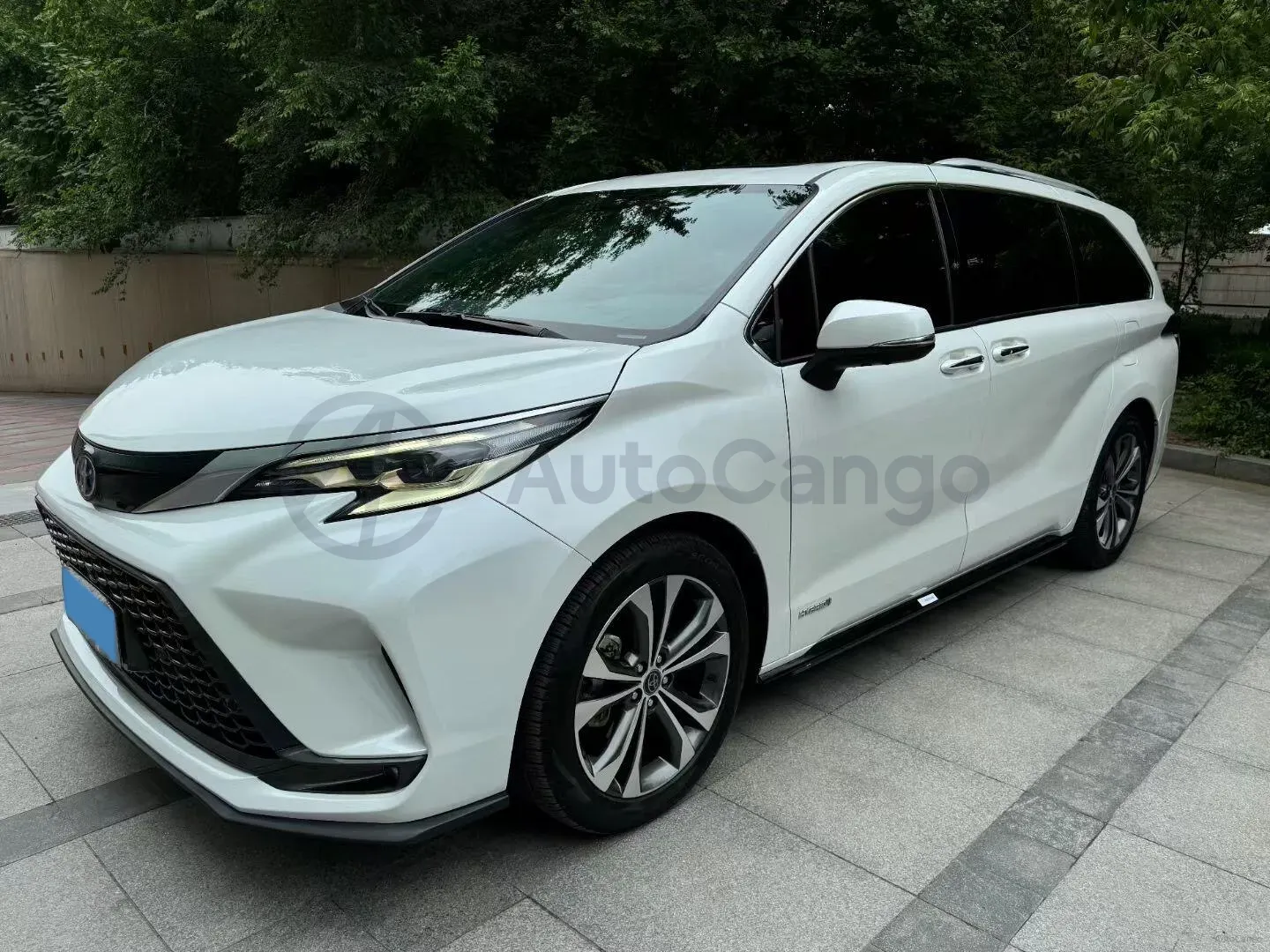 2023 Toyota Granvia 2.5L 189HP L4 E-CVT Hybrid,autocango,china used car exporter,china ev exporter,chinese used car exporter,chinese used ev exporter
