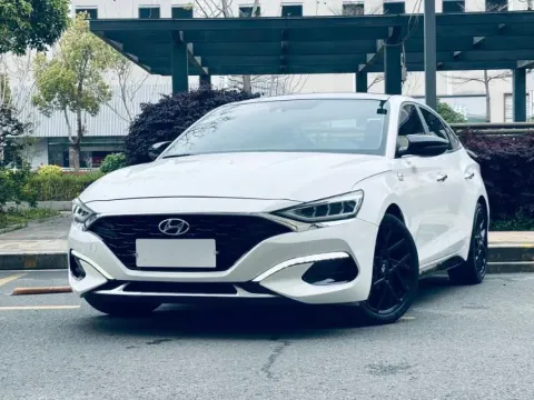 2021 Hyundai La Festa 1.6T 204HP L4 7DCT,autocango,china used car exporter,china ev exporter,chinese used car exporter,chinese used ev exporter