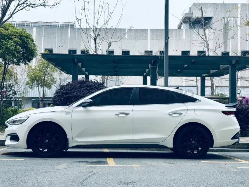 2021 Hyundai La Festa 1.6T 204HP L4 7DCT,autocango,china used car exporter,china ev exporter,chinese used car exporter,chinese used ev exporter