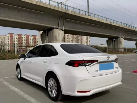 2021 Toyota Corolla 1.2T 116HP L4 CVT