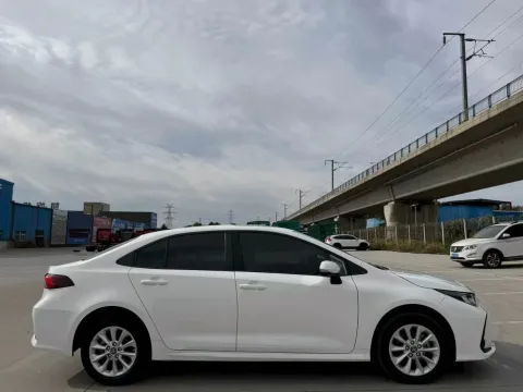 2021 Toyota Corolla 1.2T 116HP L4 CVT
