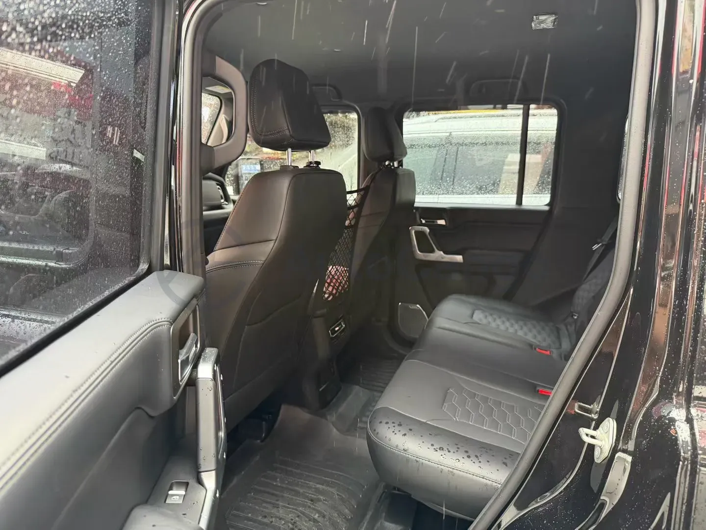 2025 212 212 T01 2.0T 252HP L4 8AT,autocango,china used car exporter,china ev exporter,chinese used car exporter,chinese used ev exporter
