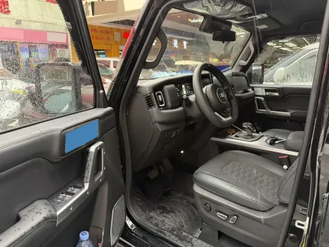 2025 212 212 T01 2.0T 252HP L4 8AT