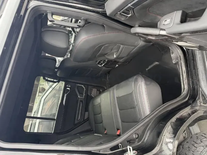 2024 Jetour Traveller 2.0T 254HP L4 7DCT,autocango,china used car exporter,china ev exporter,chinese used car exporter,chinese used ev exporter